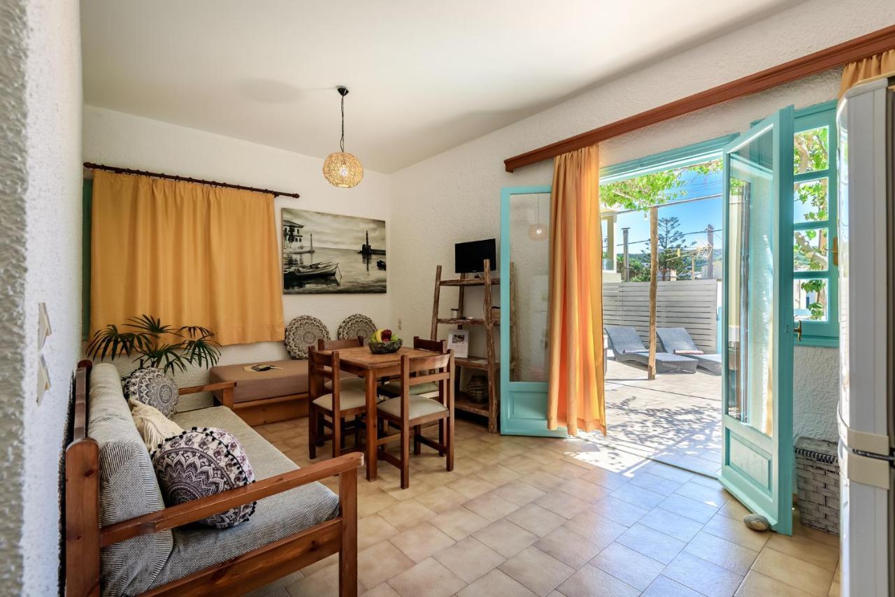 פלטניאס Ilias Apartments מראה חיצוני תמונה