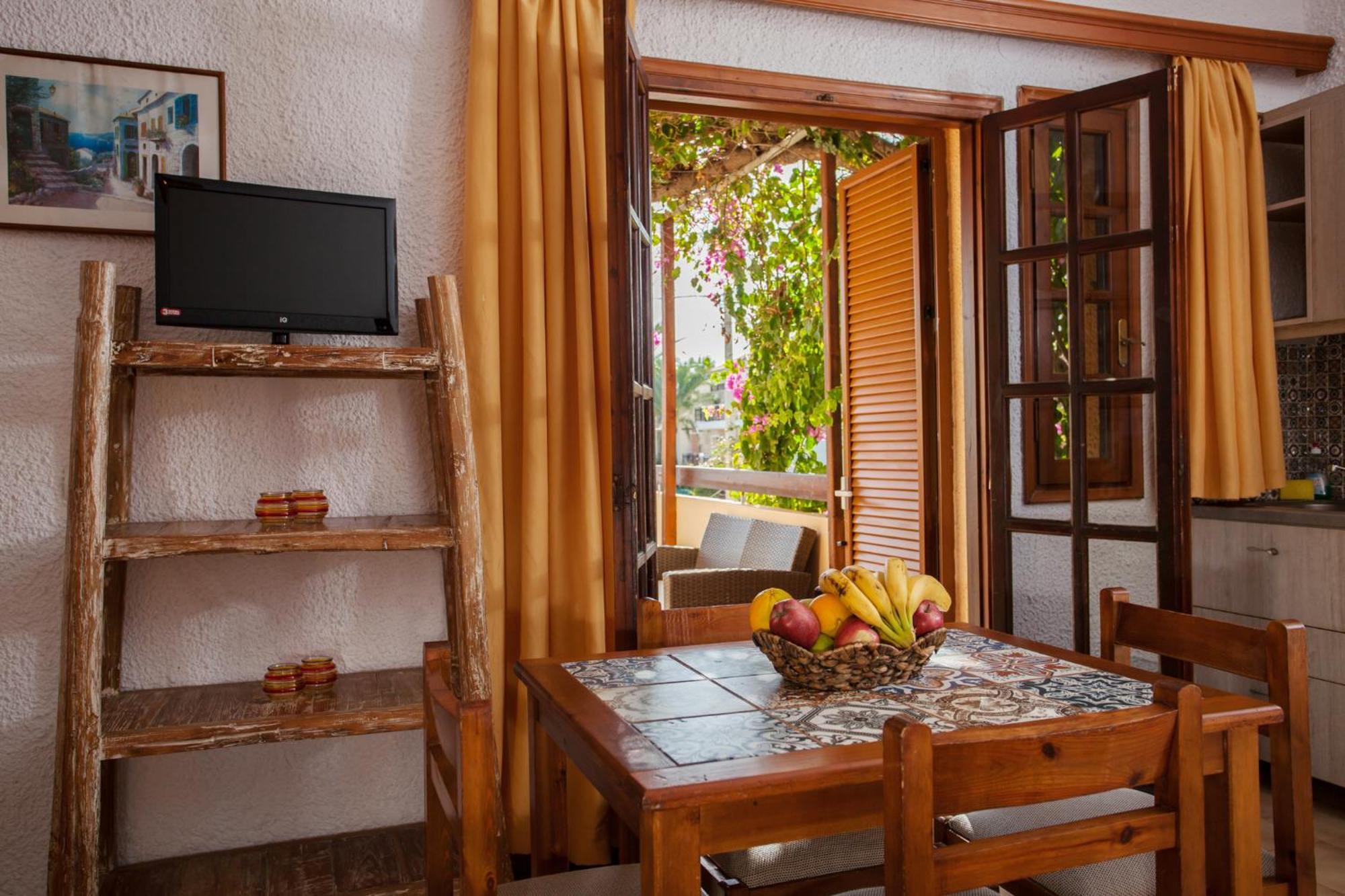 פלטניאס Ilias Apartments חדר תמונה